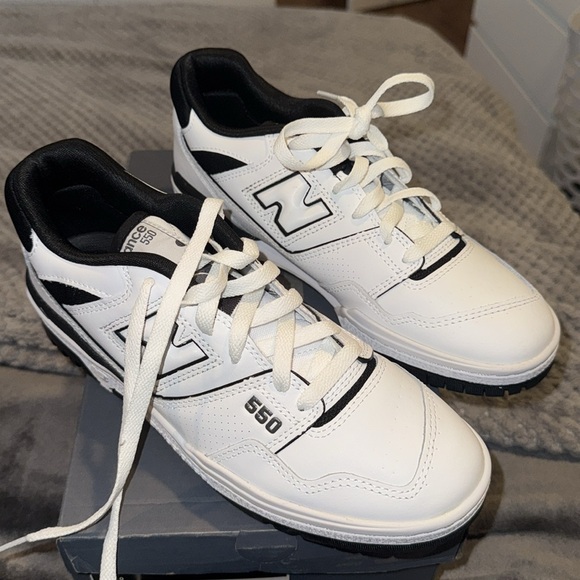 New balance 550s - Picture 3 of 5